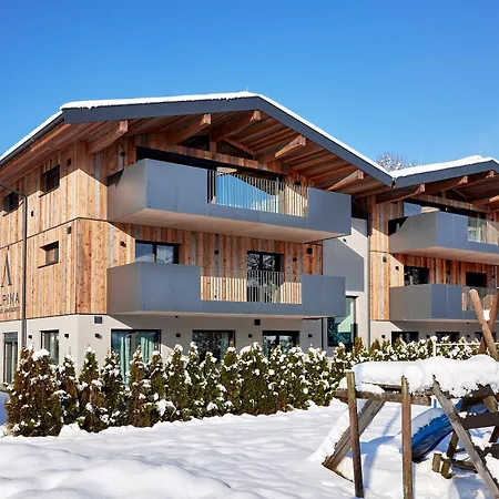 Alpin Residenzen Eichenheim Aurach Bei Kitzbuehel By Alpina-Holiday Exterior photo